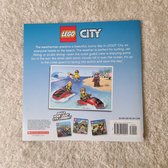 Lego City Five Book Bundle - Picture 11 of 11